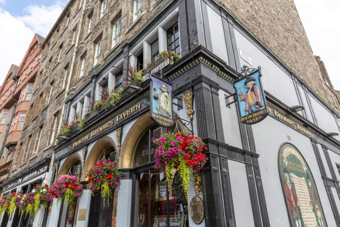 Nicholson s Pub in Edinburgh Deacon Brodies Tavern Eat Drink Meet